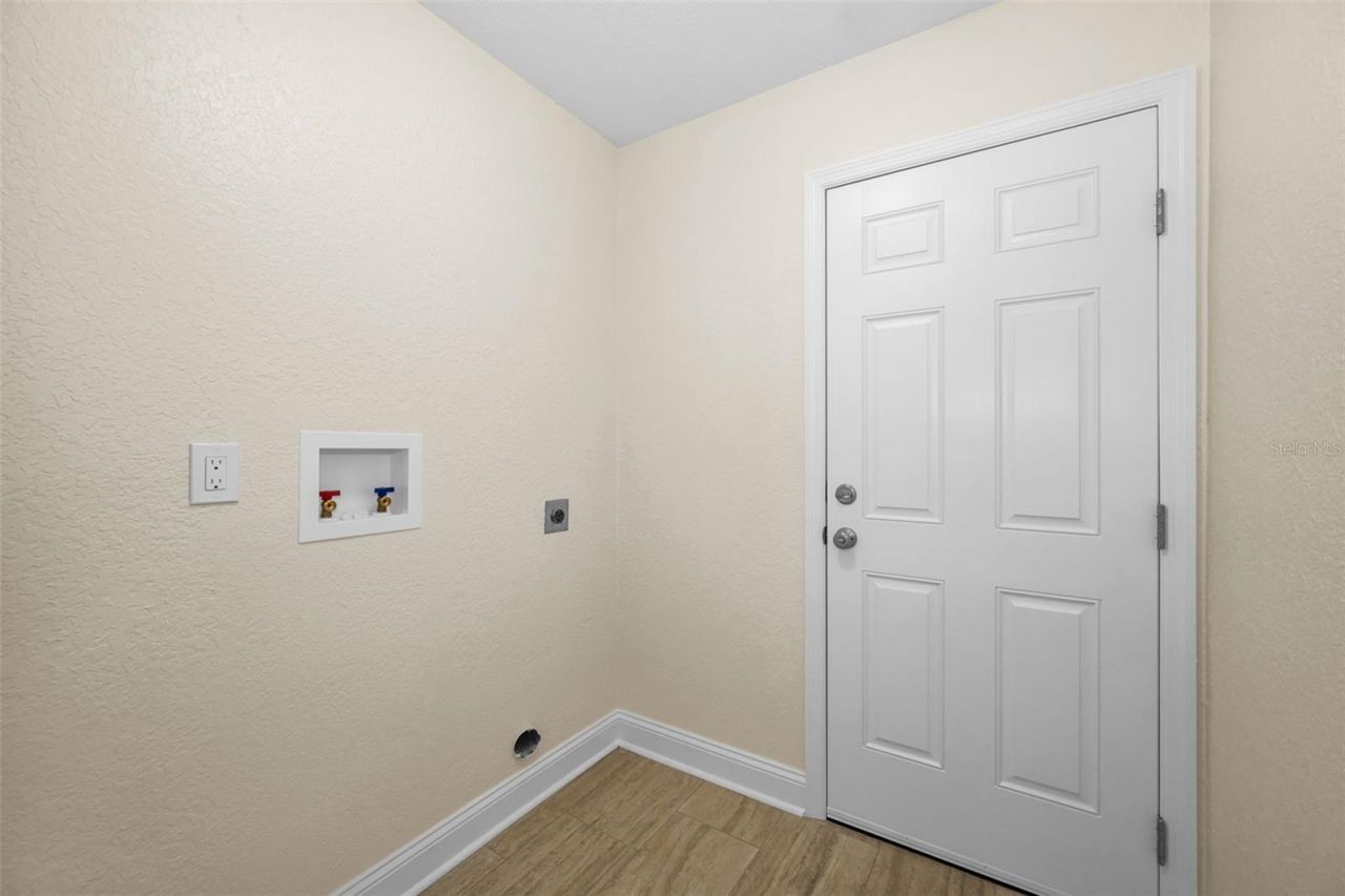 1874 Feather Tree Circle, Clearwater, FL 33765 Photo