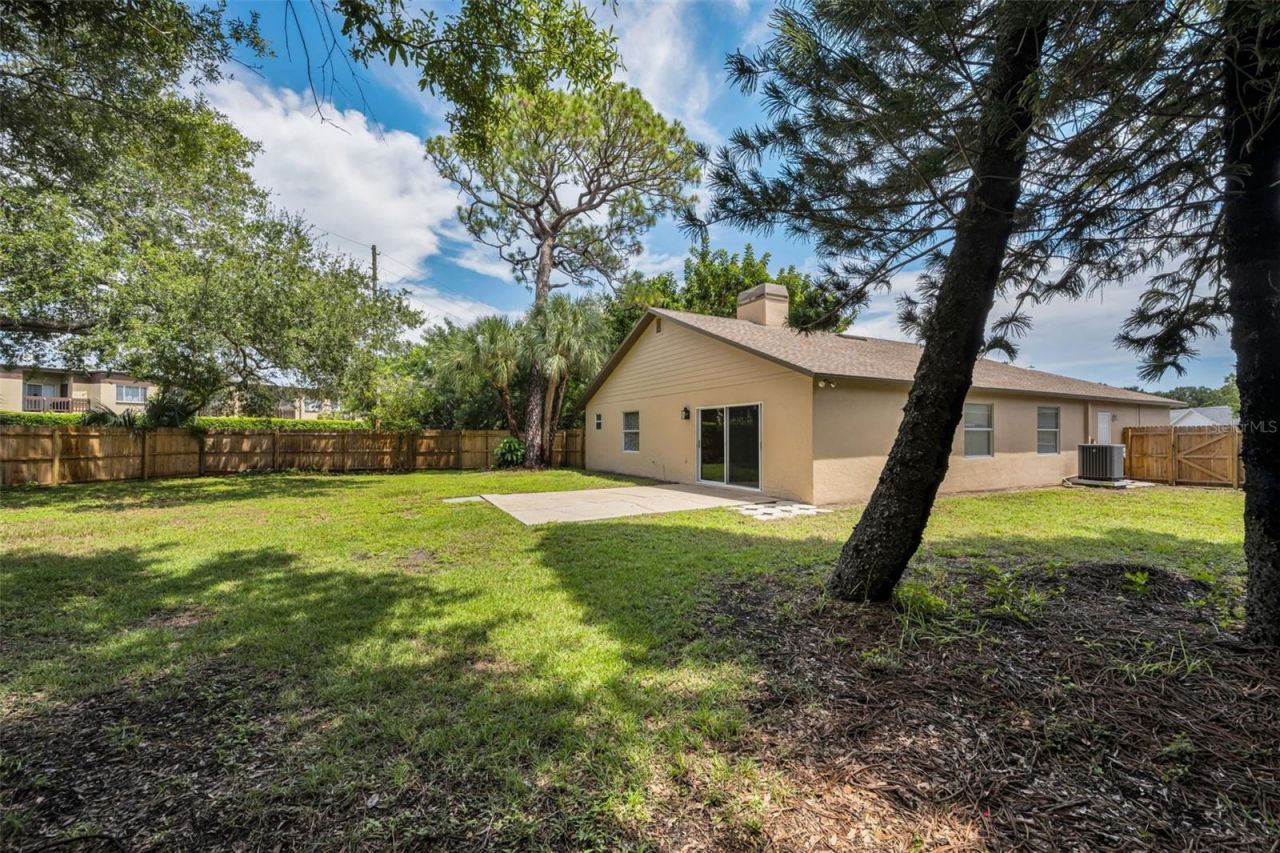 1874 Feather Tree Circle, Clearwater, FL 33765 Photo