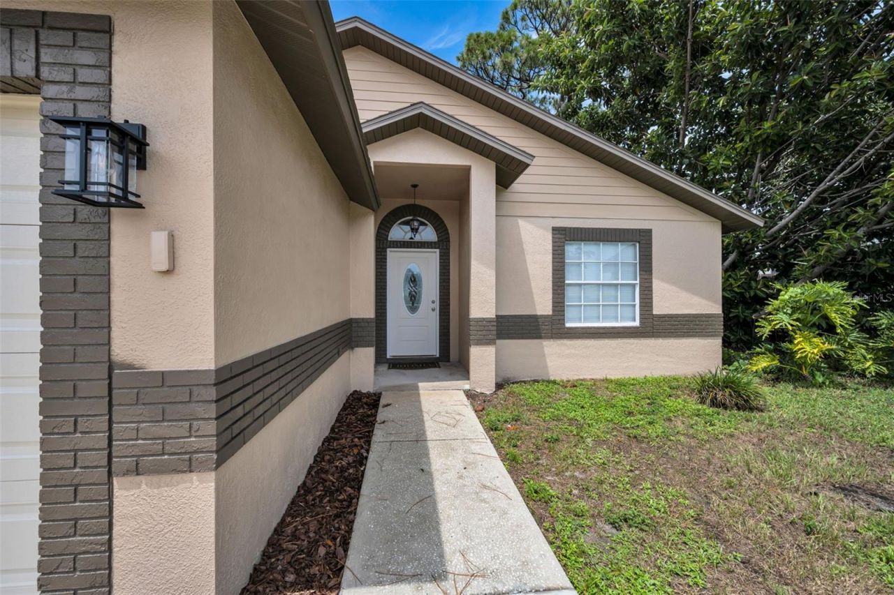 1874 Feather Tree Circle, Clearwater, FL 33765 Photo