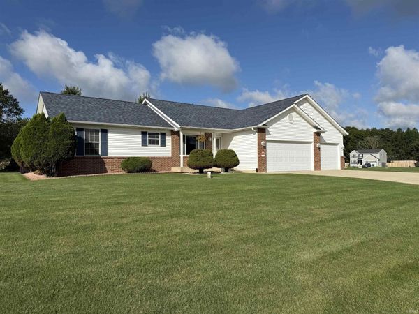11870 Redbud Drive, Plymouth, IN 46563