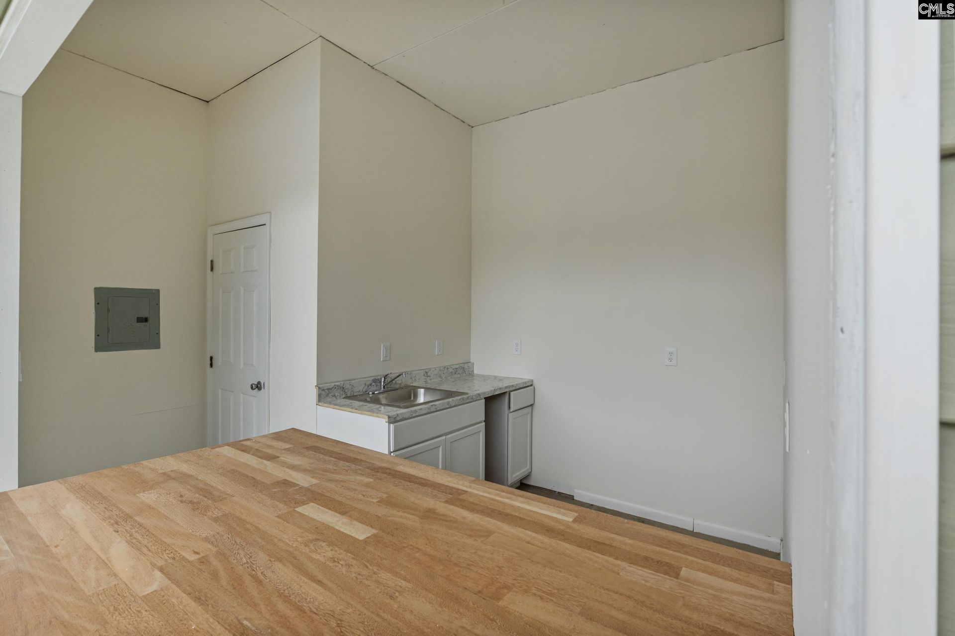 217 Mckade Lane  Photo 32