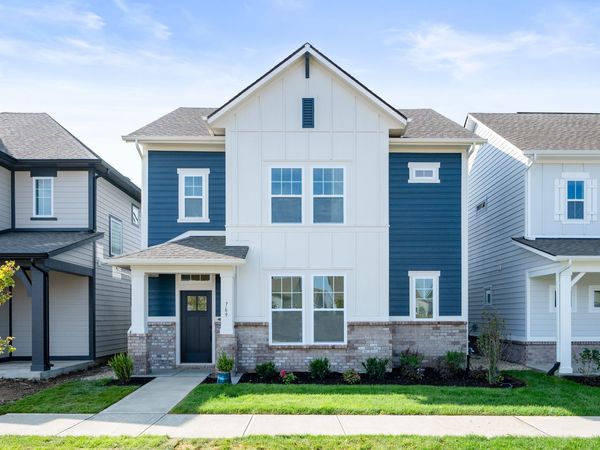 811 Possman Way , Westfield, IN 46074
