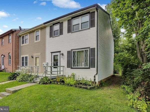 8 BENTLEY COURT , READING, PA 19601