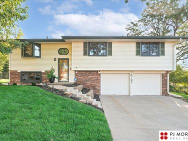 5725 N 116 Circle, Omaha, NE 68164