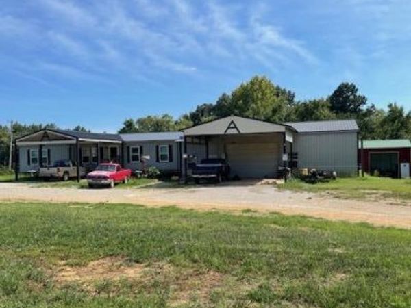 160 Woodsdale Circle, Byhalia, MS 38611