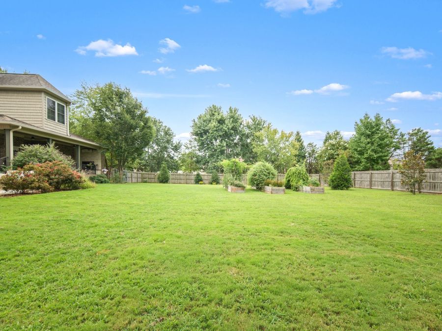 Property Image 100