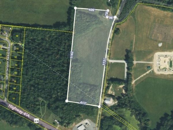 1 Maxey Rd , Cedar Hill, TN 37032