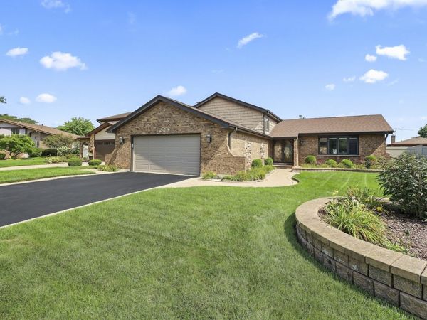 1229 Anvil Court, Addison, IL 60101