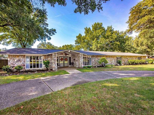 204 Cherry Street, England, AR 72046