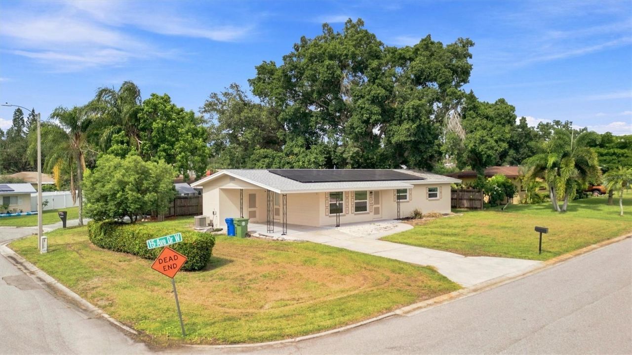 1906 15th Avenue Drive W, Bradenton, FL 34205 Photo