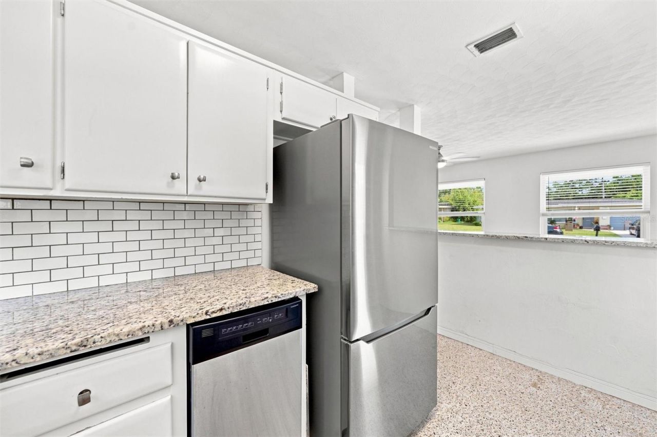 1906 15th Avenue Drive W, Bradenton, FL 34205 Photo