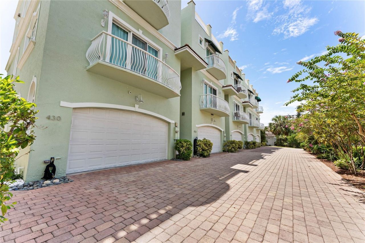 430 Sunset Drive, Pompano Beach, FL 33062 Photo