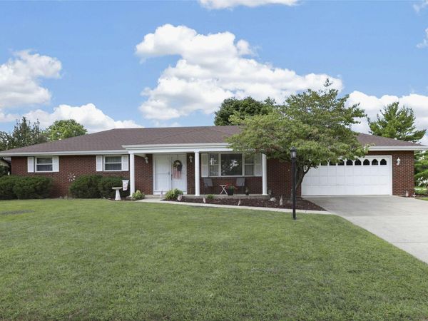 6129 Hickory Lawn Court, Grove City, OH 43123