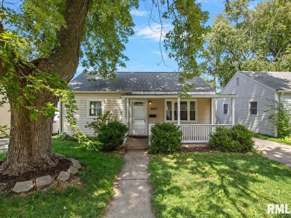 2257 E Converse Avenue, Springfield, IL 62702
