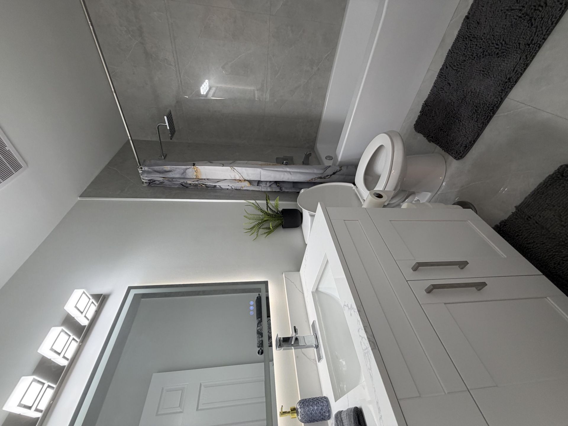712 E Boulevard Chatelaine, Delray Beach, FL 33445 Photo