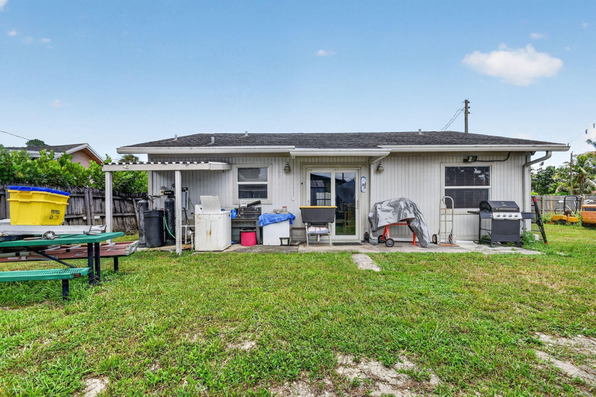 207/227 Ethelyn Drive, West Palm Beach, FL 33415 Photo
