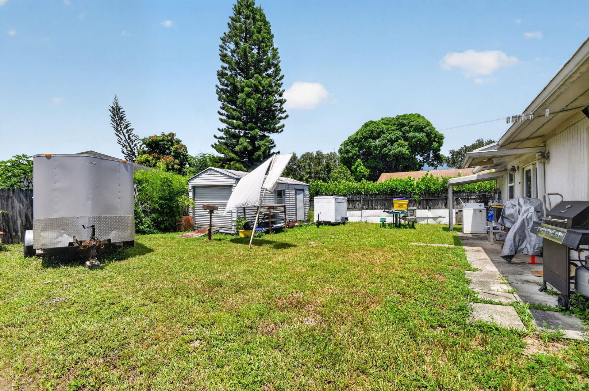 207/227 Ethelyn Drive, West Palm Beach, FL 33415 Photo