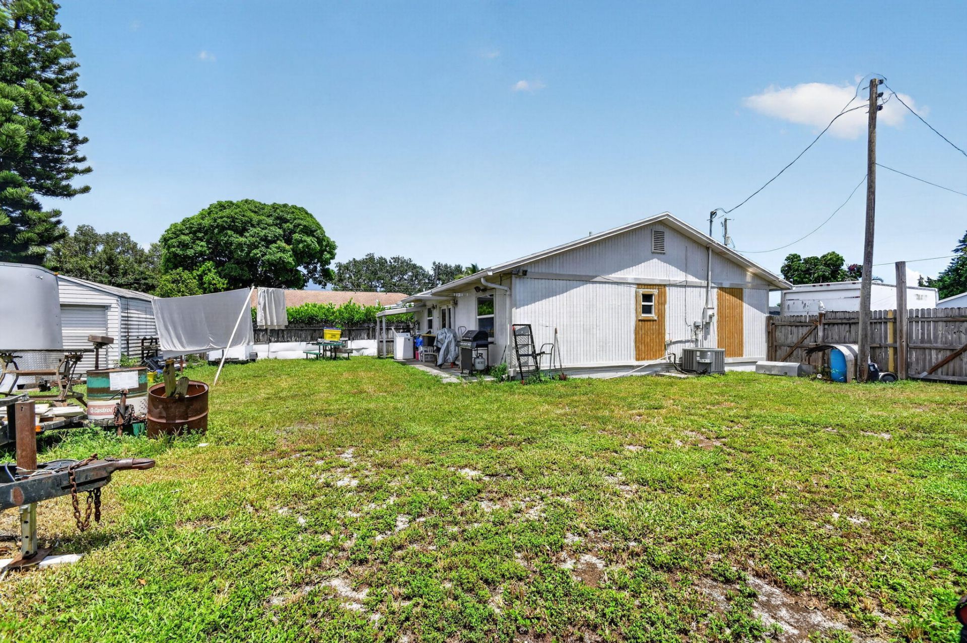 207/227 Ethelyn Drive, West Palm Beach, FL 33415 Photo