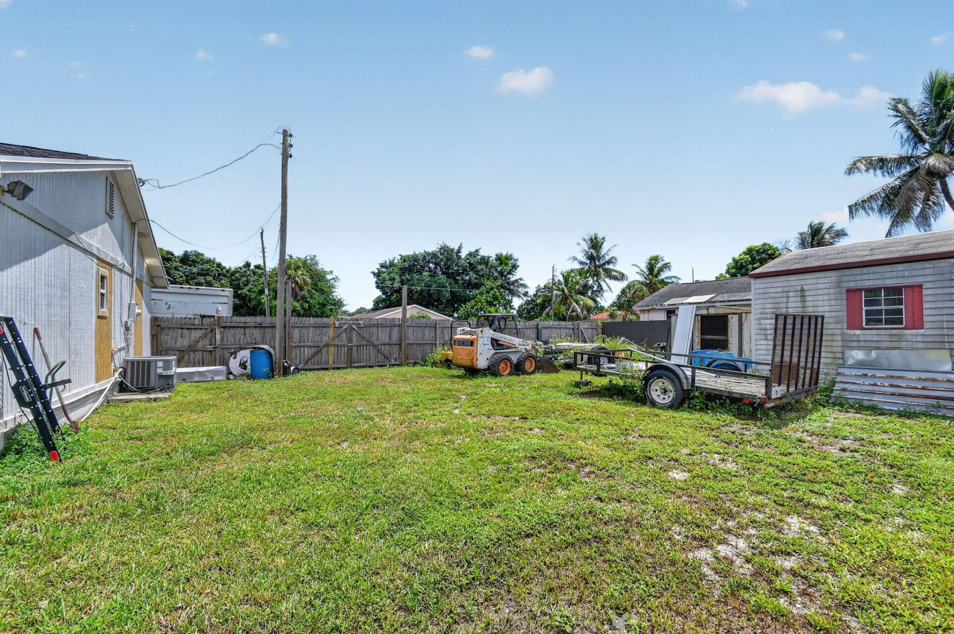 207/227 Ethelyn Drive, West Palm Beach, FL 33415 Photo