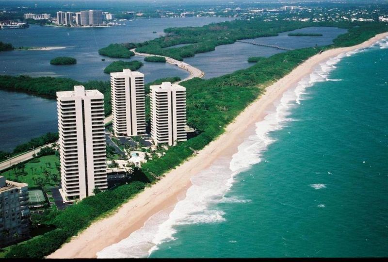5540 N Ocean Drive, Unit 14A, Singer Island, FL 33404 Photo