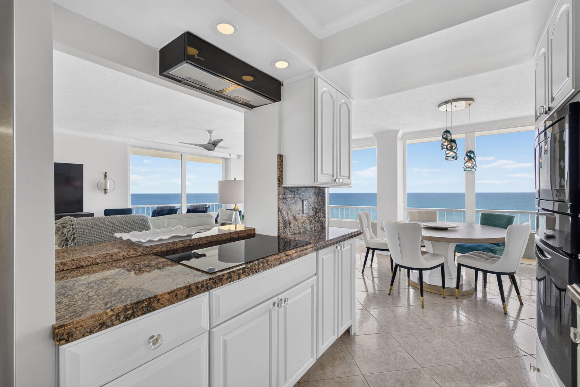 5540 N Ocean Drive, Unit 14A, Singer Island, FL 33404 Photo