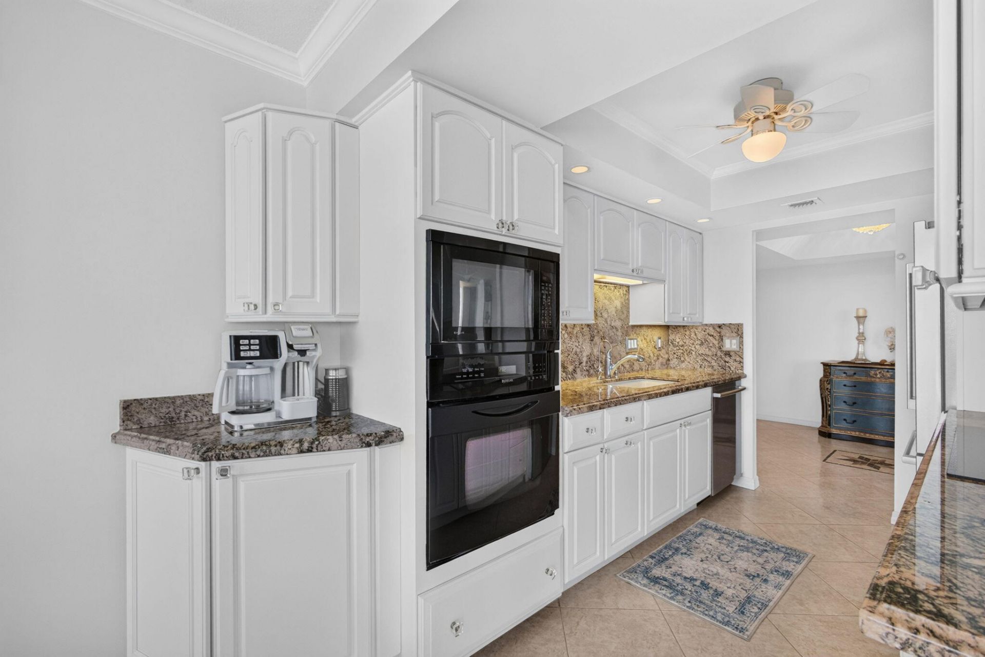 5540 N Ocean Drive, Unit 14A, Singer Island, FL 33404 Photo