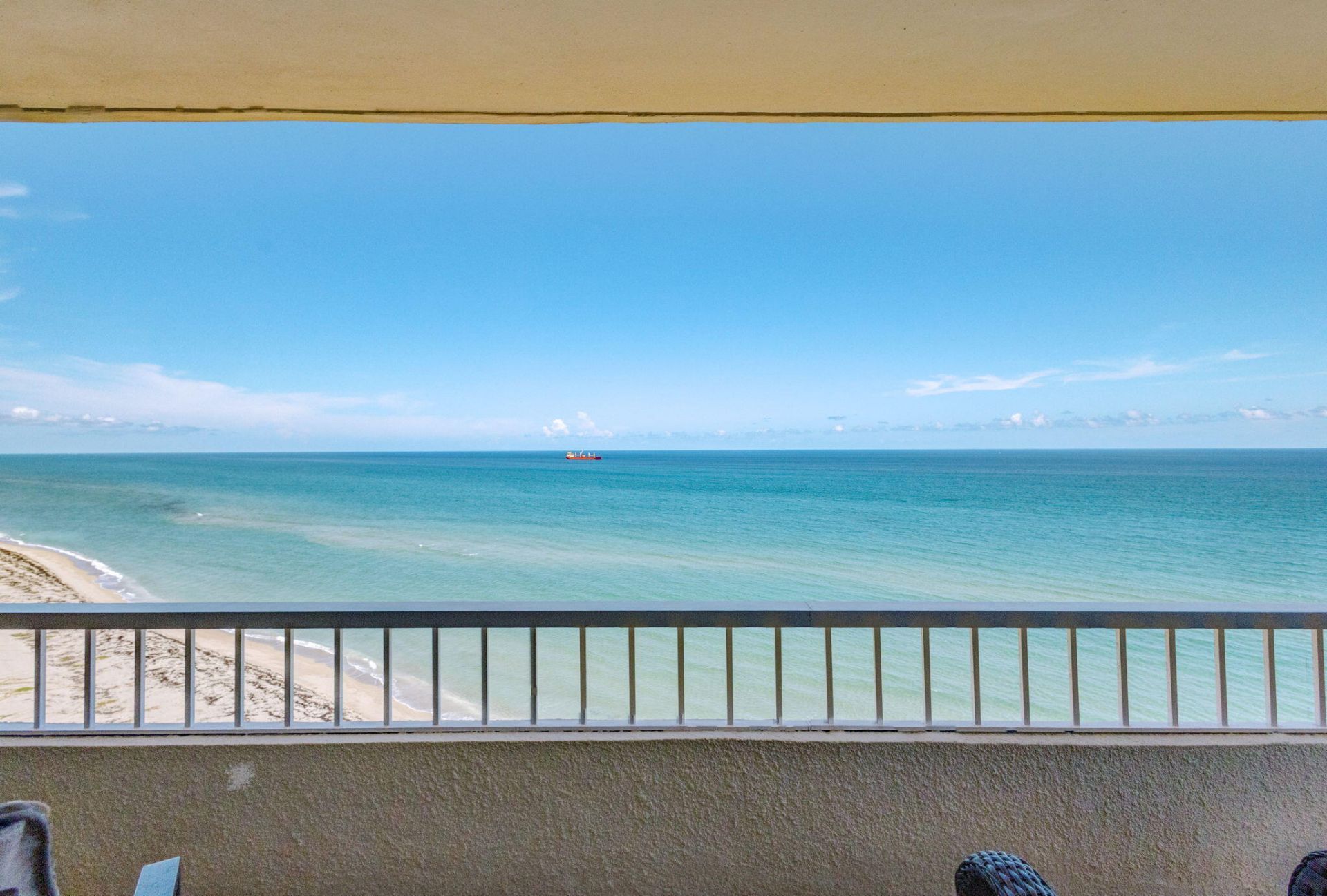 5540 N Ocean Drive, Unit 14A, Singer Island, FL 33404 Photo