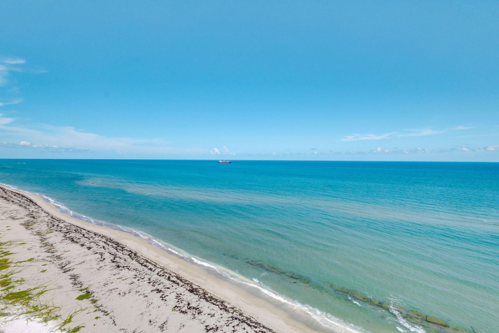5540 N Ocean Drive, Unit 14A, Singer Island, FL 33404 Photo