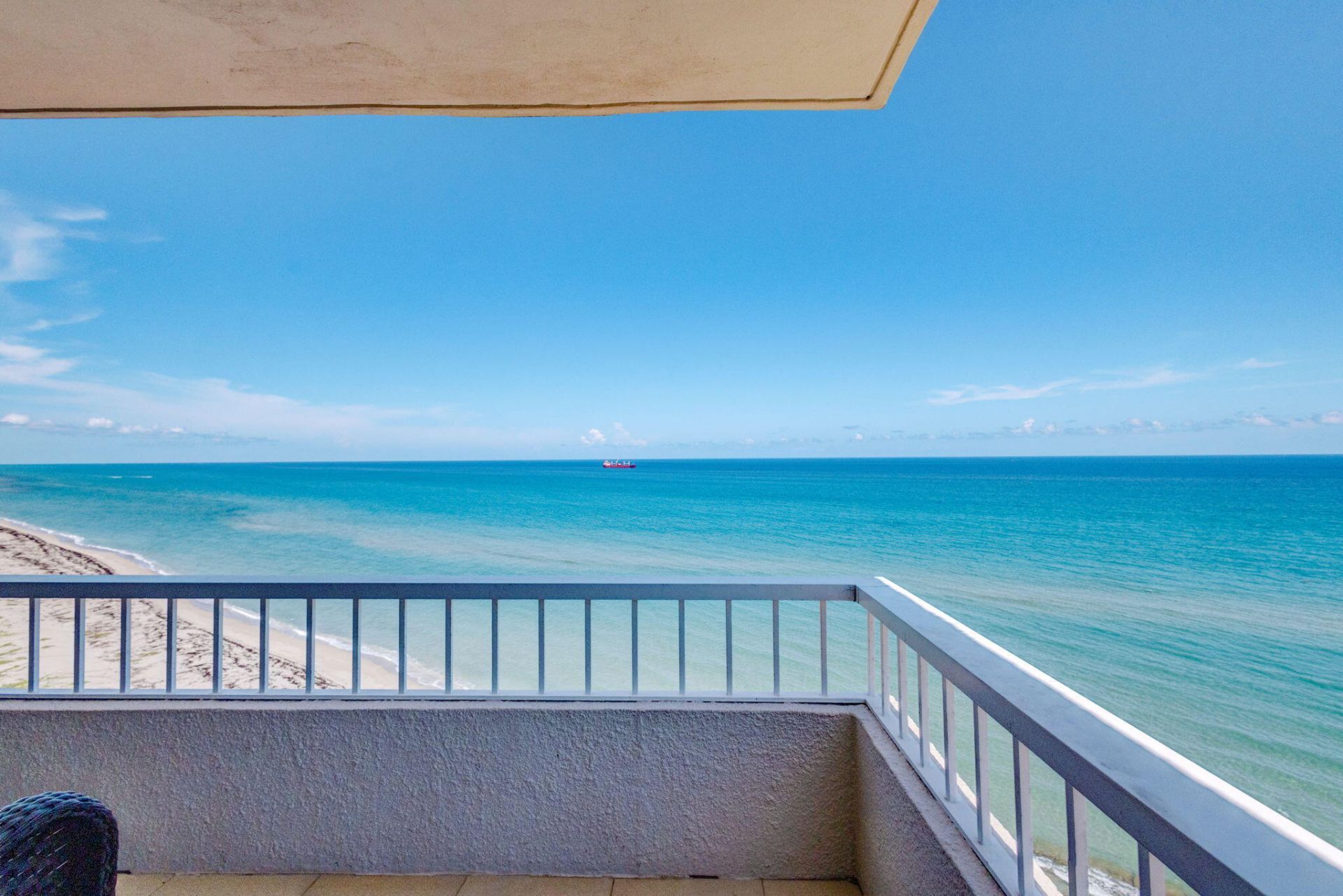 5540 N Ocean Drive, Unit 14A, Singer Island, FL 33404 Photo