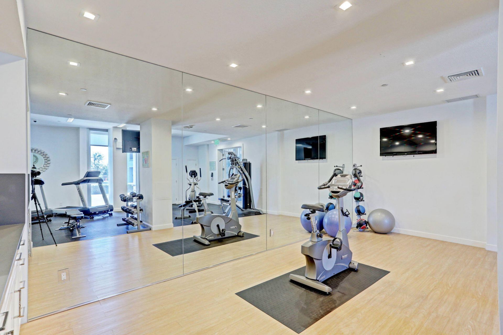 5540 N Ocean Drive, Unit 14A, Singer Island, FL 33404 Photo