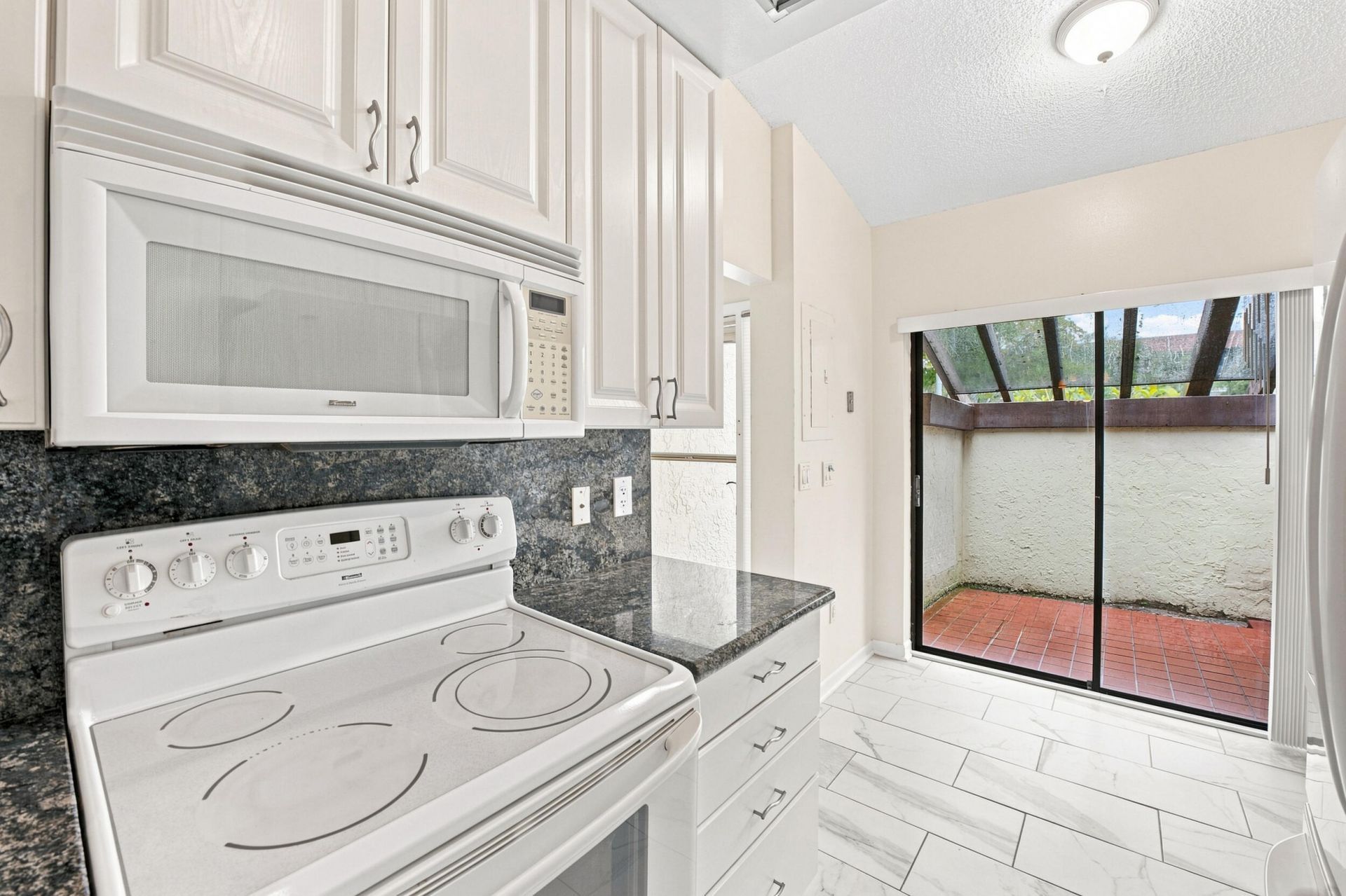 3872 Vine Trail, Unit D, Lake Worth, FL 33467 Photo