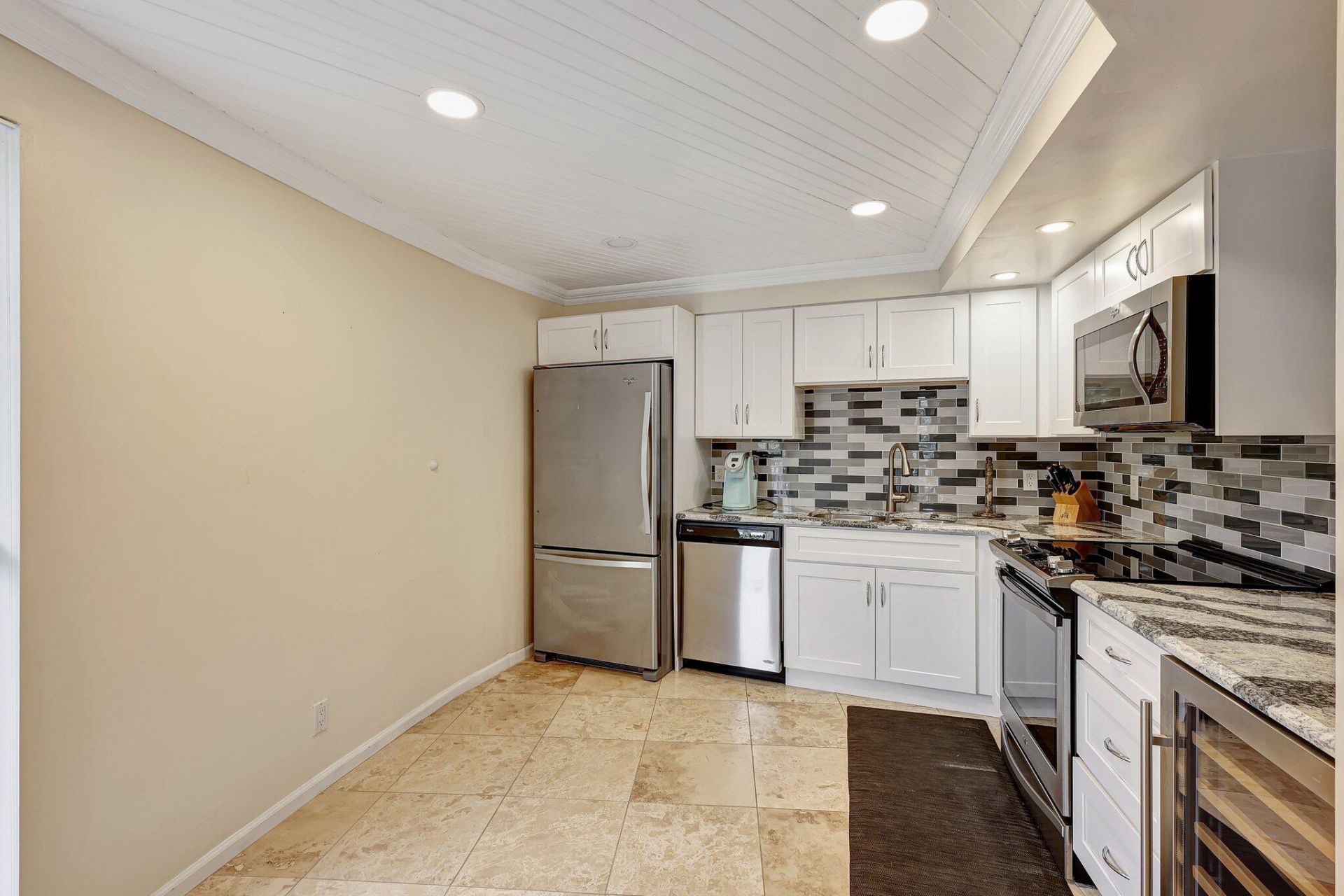 1357 NE Ocean Boulevard, Unit 318, Stuart, FL 34996 Photo