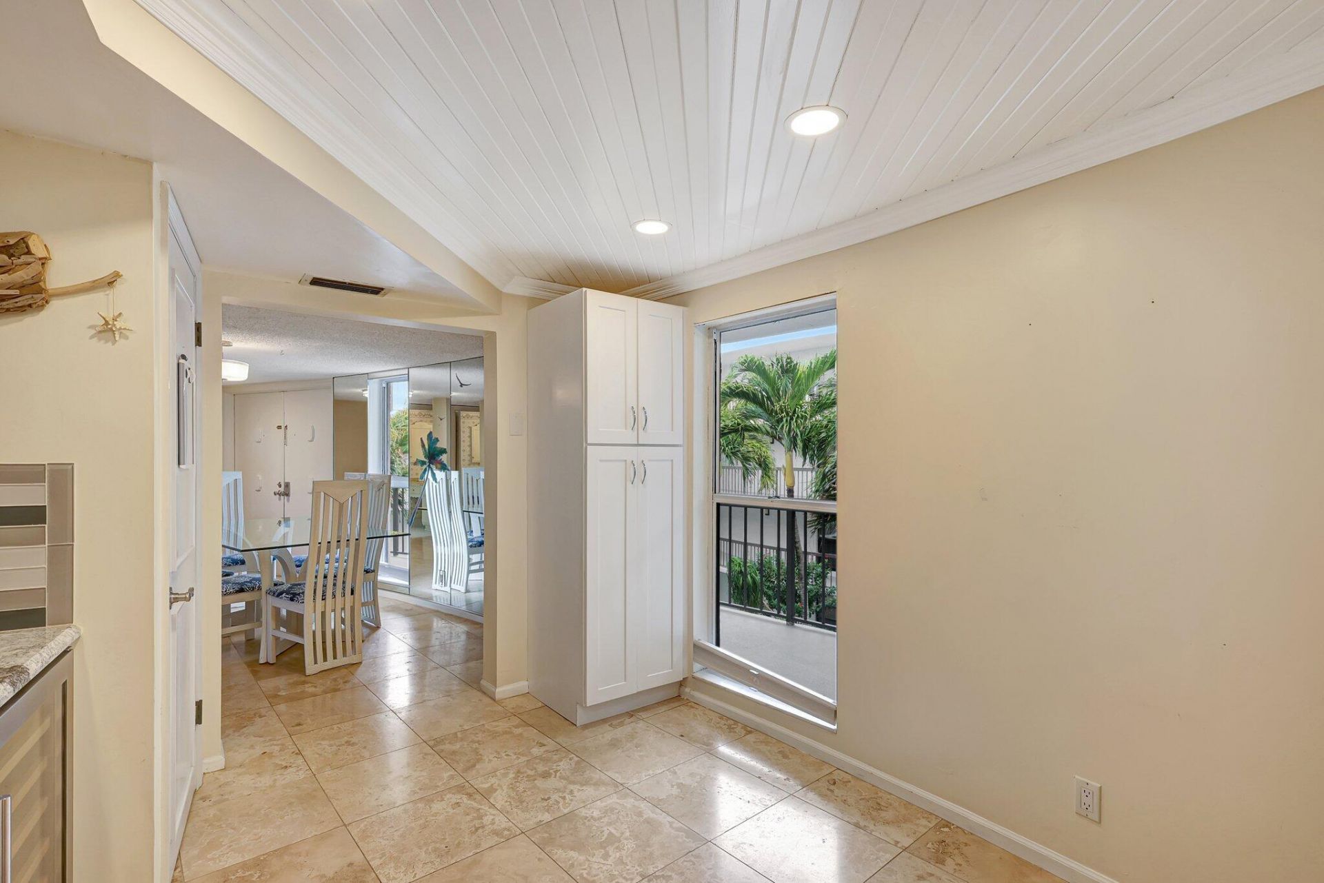 1357 NE Ocean Boulevard, Unit 318, Stuart, FL 34996 Photo