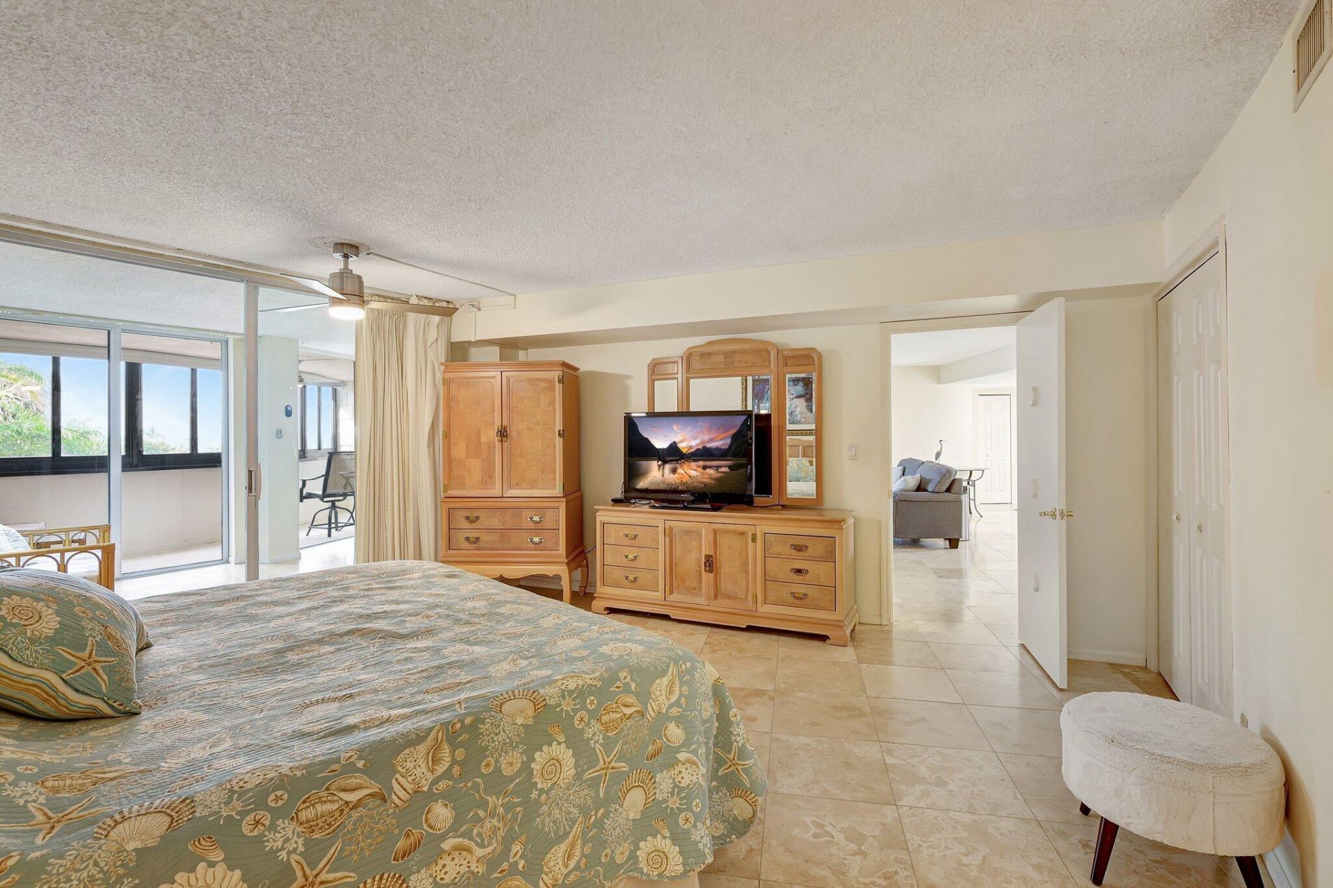 1357 NE Ocean Boulevard, Unit 318, Stuart, FL 34996 Photo