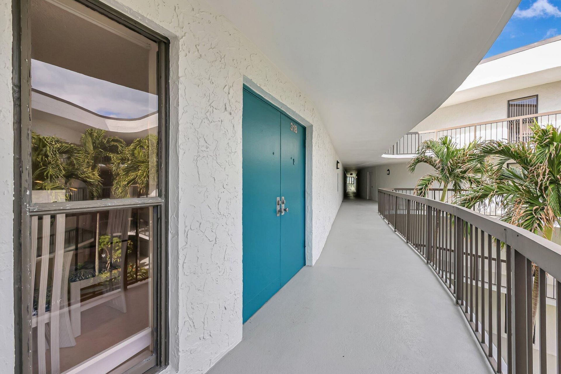 1357 NE Ocean Boulevard, Unit 318, Stuart, FL 34996 Photo
