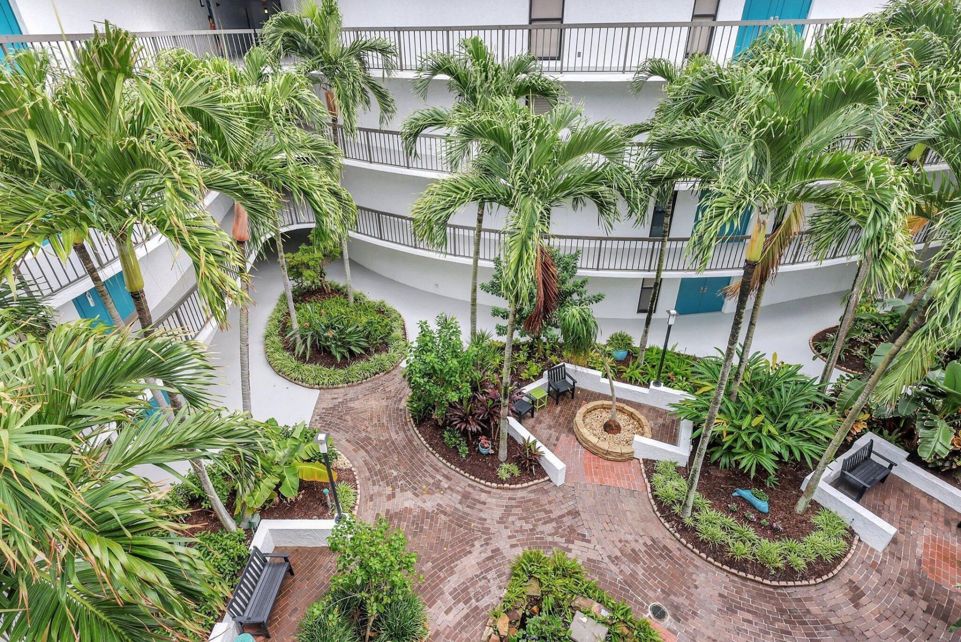 1357 NE Ocean Boulevard, Unit 318, Stuart, FL 34996 Photo