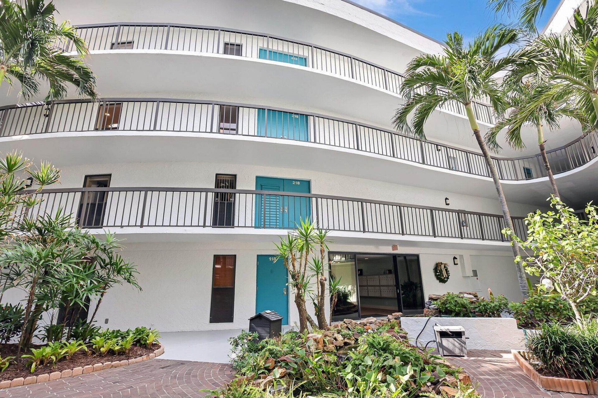 1357 NE Ocean Boulevard, Unit 318, Stuart, FL 34996 Photo