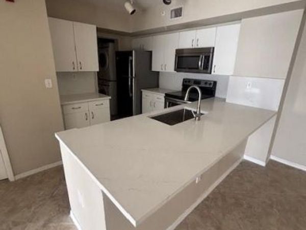 2620 S UNIVERSITY Drive, Unit 306, Davie, FL 33328
