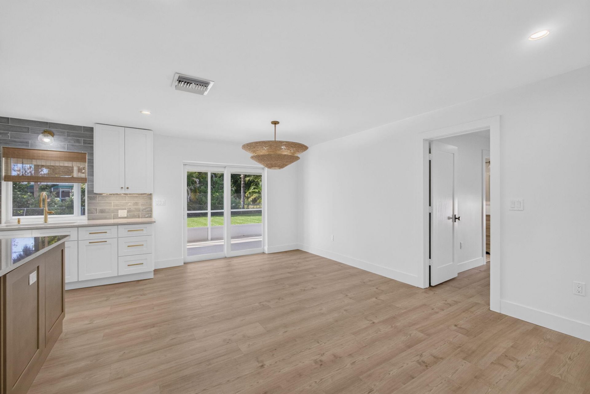 8816 SE Alabama Place, Hobe Sound, FL 33455 Photo