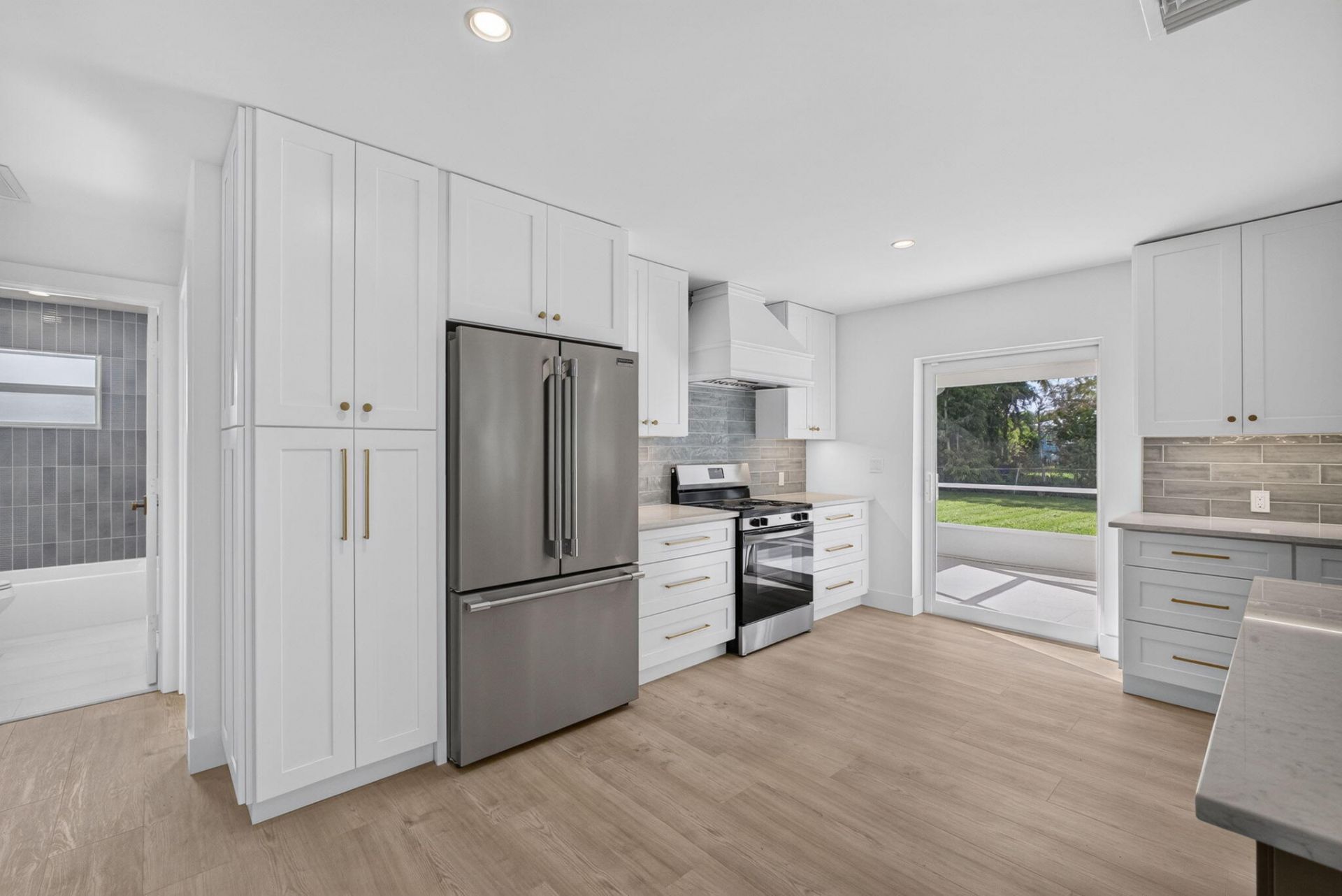 8816 SE Alabama Place, Hobe Sound, FL 33455 Photo