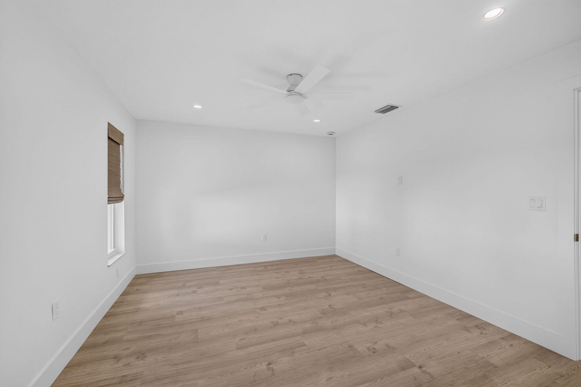 8816 SE Alabama Place, Hobe Sound, FL 33455 Photo