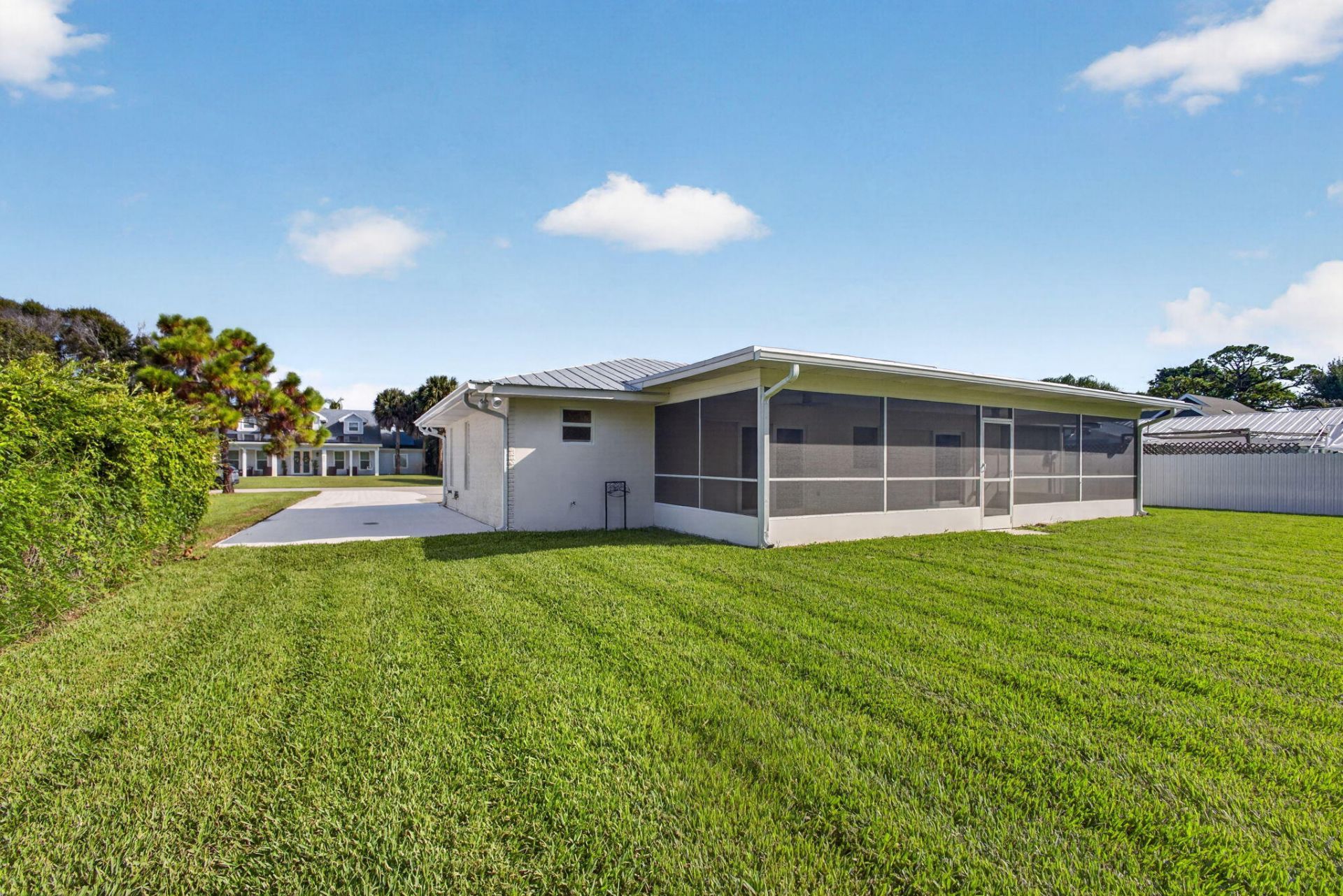 8816 SE Alabama Place, Hobe Sound, FL 33455 Photo