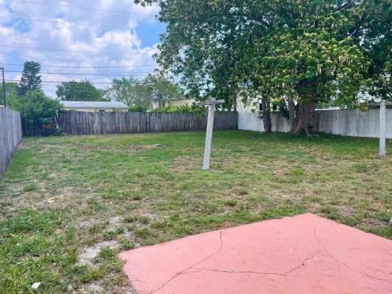 243 SE 25th Avenue, Boynton Beach, FL 33435 Photo