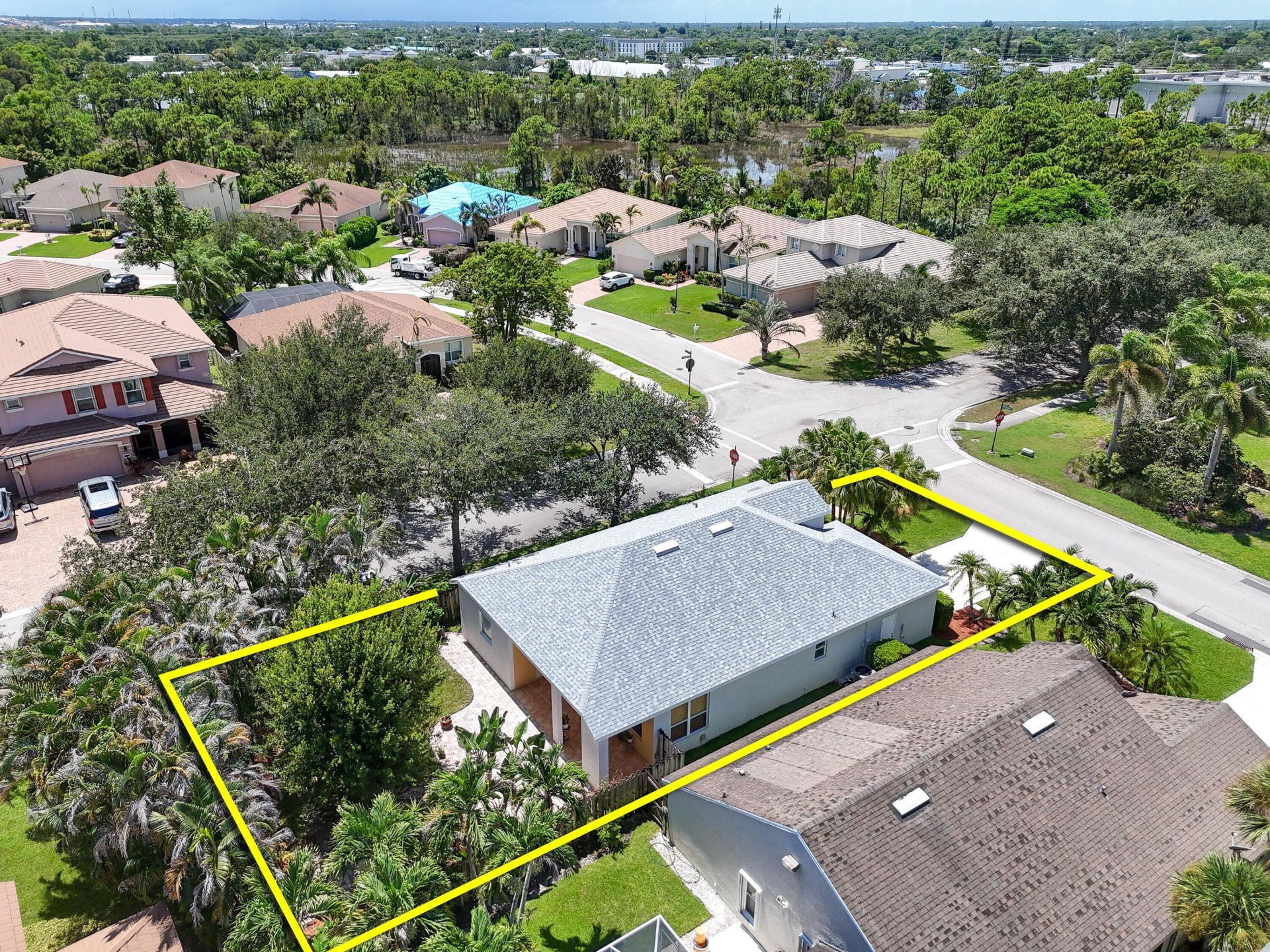 1983 NW Marsh Rabbit Lane, Jensen Beach, FL 34957 Photo