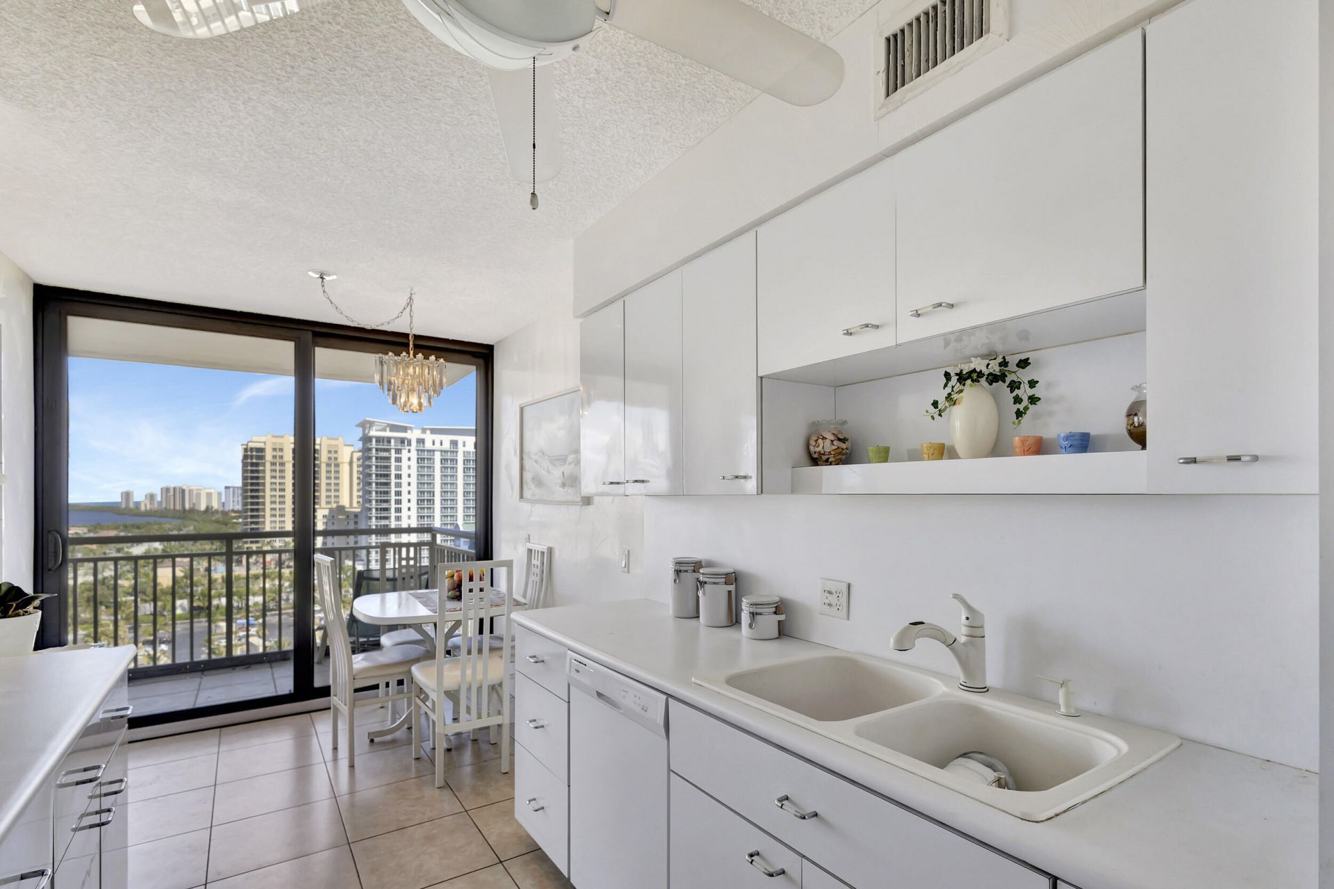 3400 N Ocean Drive, Unit 1505, Singer Island, FL 33404 Photo