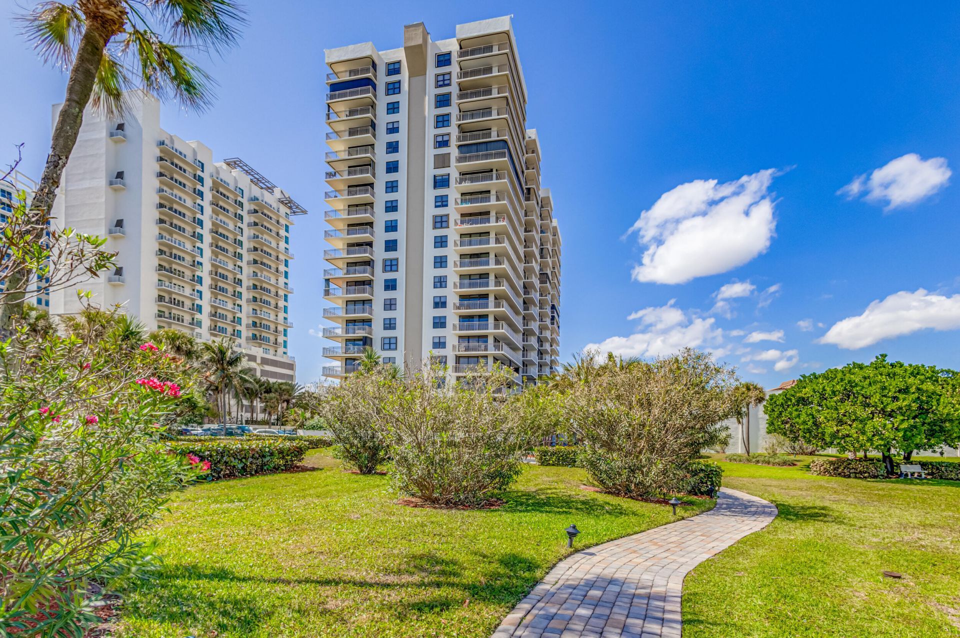 3400 N Ocean Drive, Unit 1505, Singer Island, FL 33404 Photo