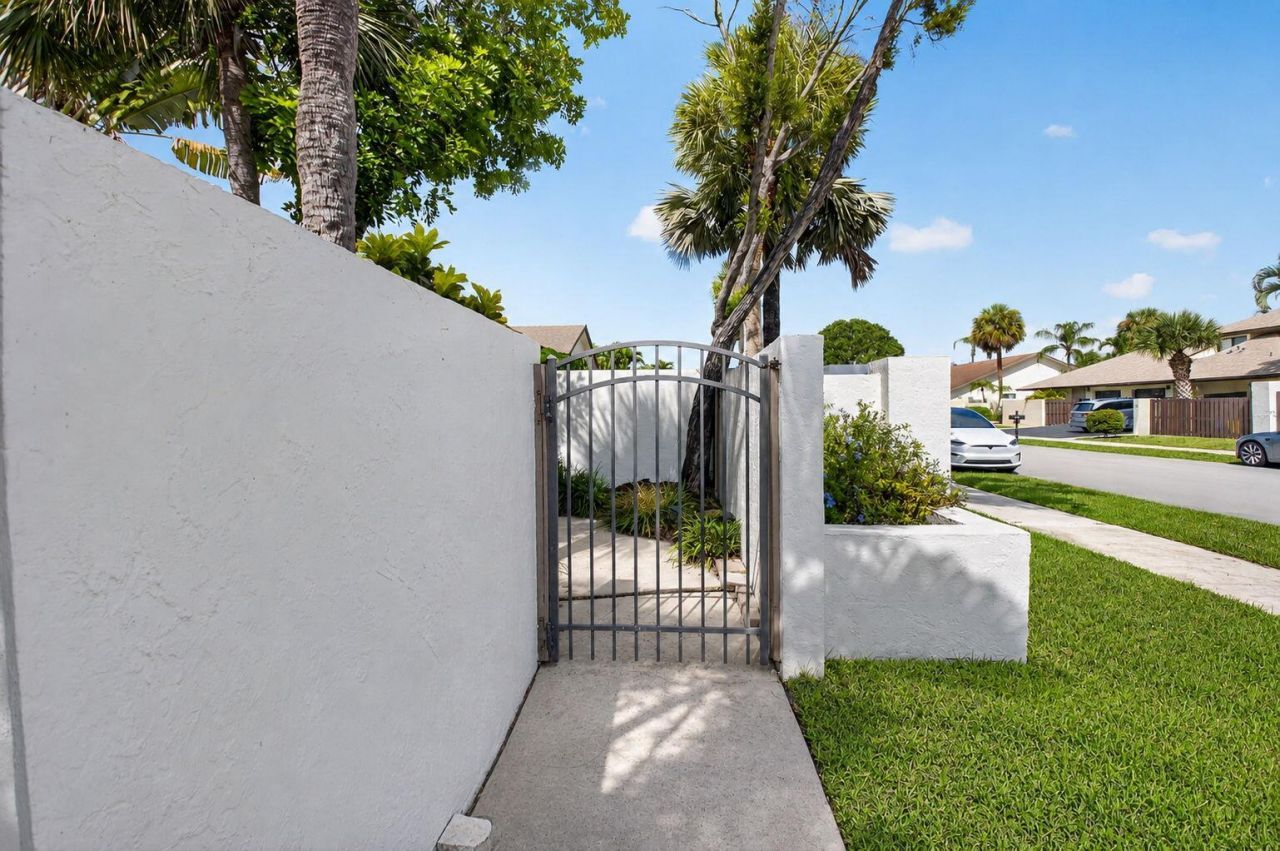 2802 SW 6th Street, Delray Beach, FL 33445 Photo