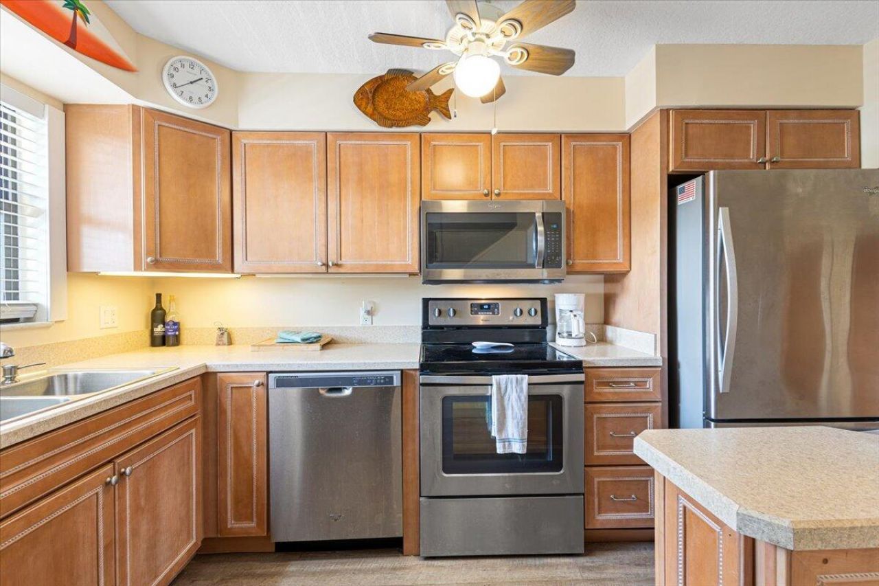 1300 Seaway Drive, Unit 10, Fort Pierce, FL 34949 Photo