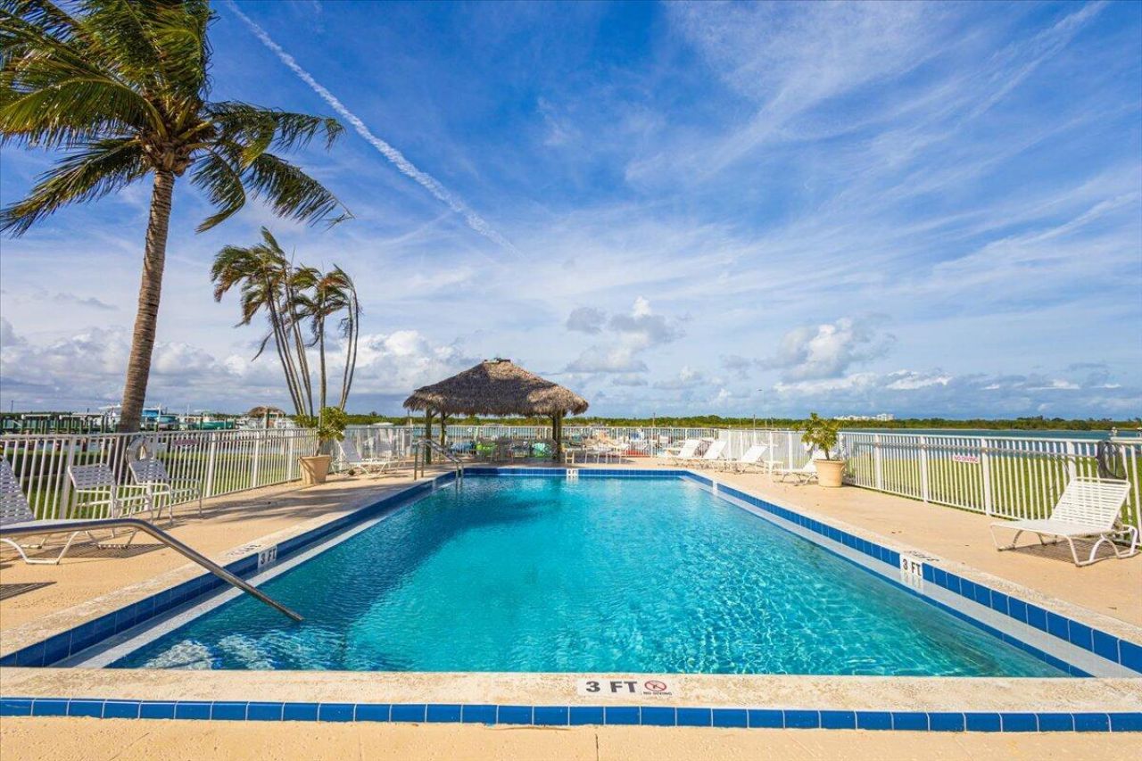 1300 Seaway Drive, Unit 10, Fort Pierce, FL 34949 Photo