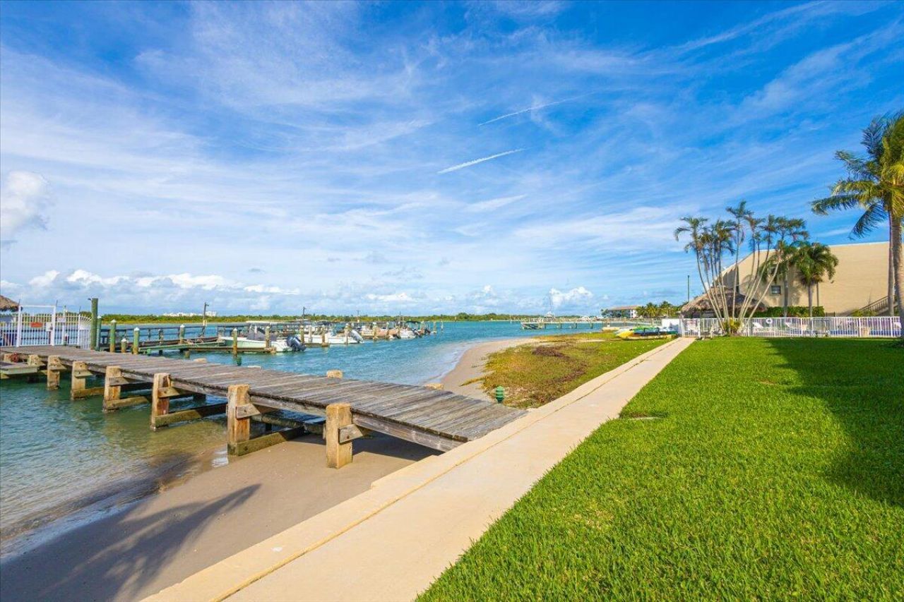 1300 Seaway Drive, Unit 10, Fort Pierce, FL 34949 Photo